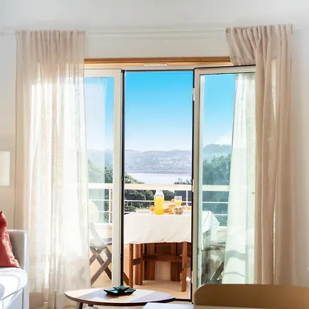 Casa Da - By Smarthomes サン・マルティーニョ・ド・ポルト